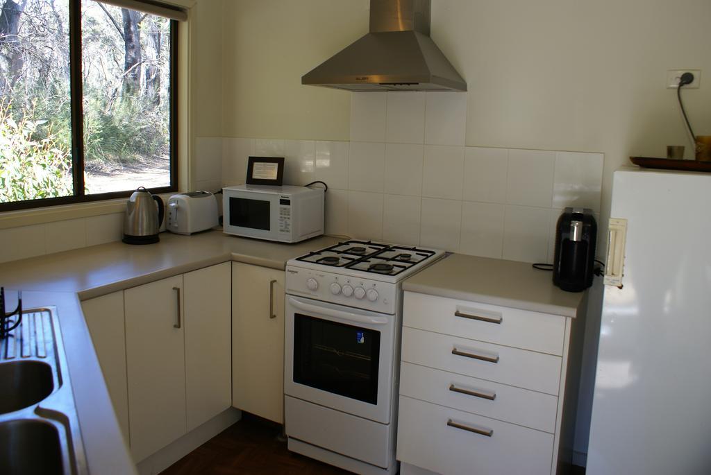 Twin Falls Bush Cottages Fitzroy Falls Екстер'єр фото