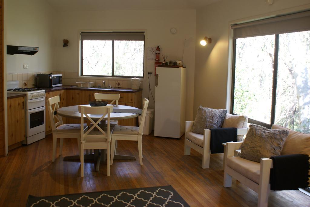 Twin Falls Bush Cottages Fitzroy Falls Екстер'єр фото